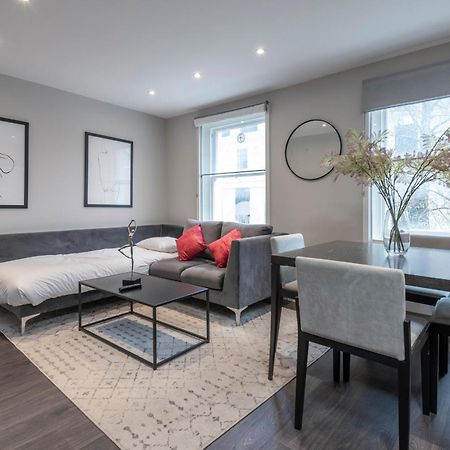 Appartamento Luxury Georgian House In Marylebone: Modern 1-Bed Retreat Londra Esterno foto